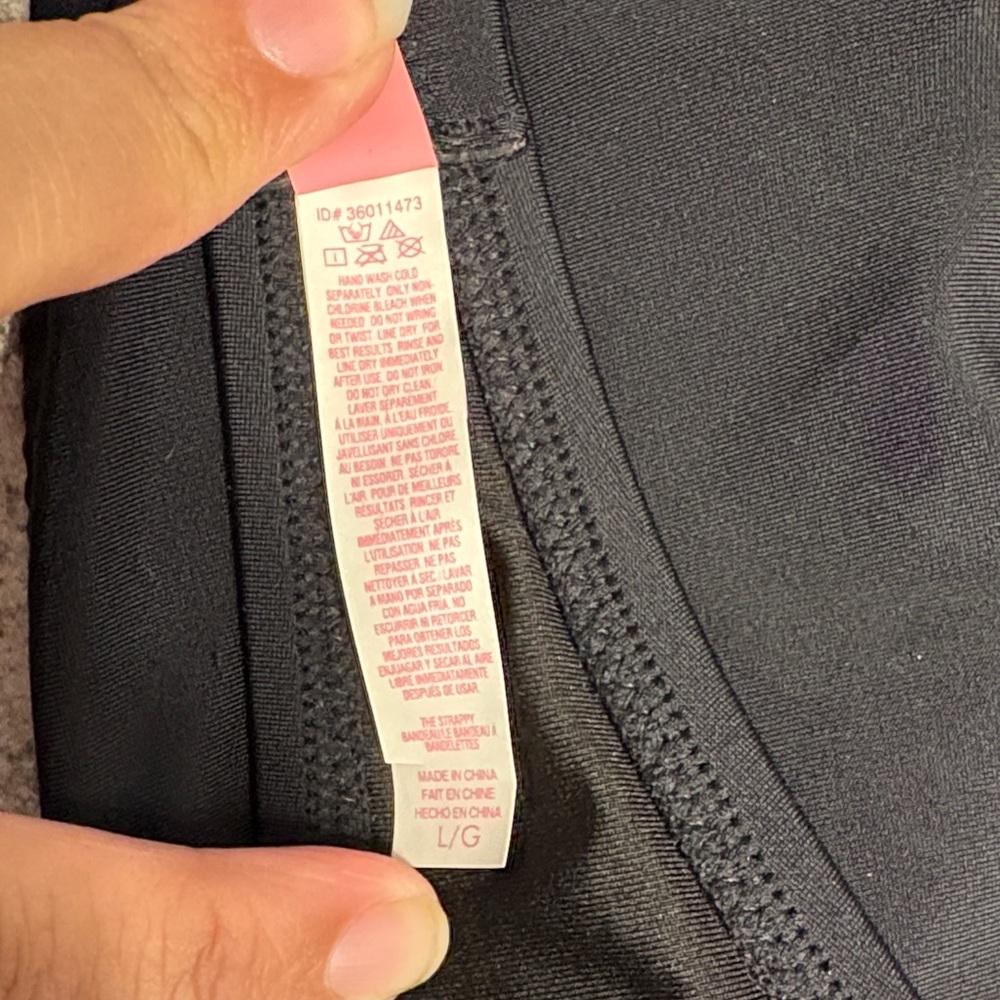 Victoria's Secret Black Strapless Bikini Top - Picture 5 of 5